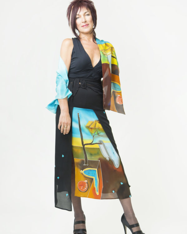 Skirt Liquid Clock